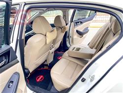 نيسان ماكسيما